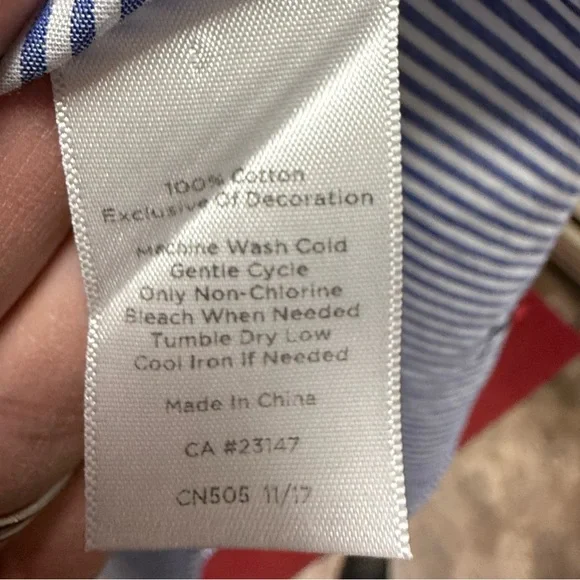 Talbots Ladybug Embroidered Striped Sleeveless Blouse Peter Pan Collar Medium - Picture 4 of 4